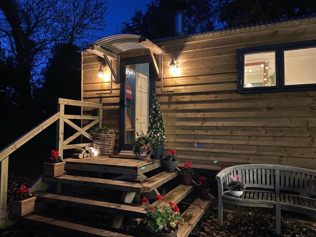 Cosy Double Shepherds Hut In Beautiful Wicklow With Underfloor Heating Throughout Rathnew Exterior foto