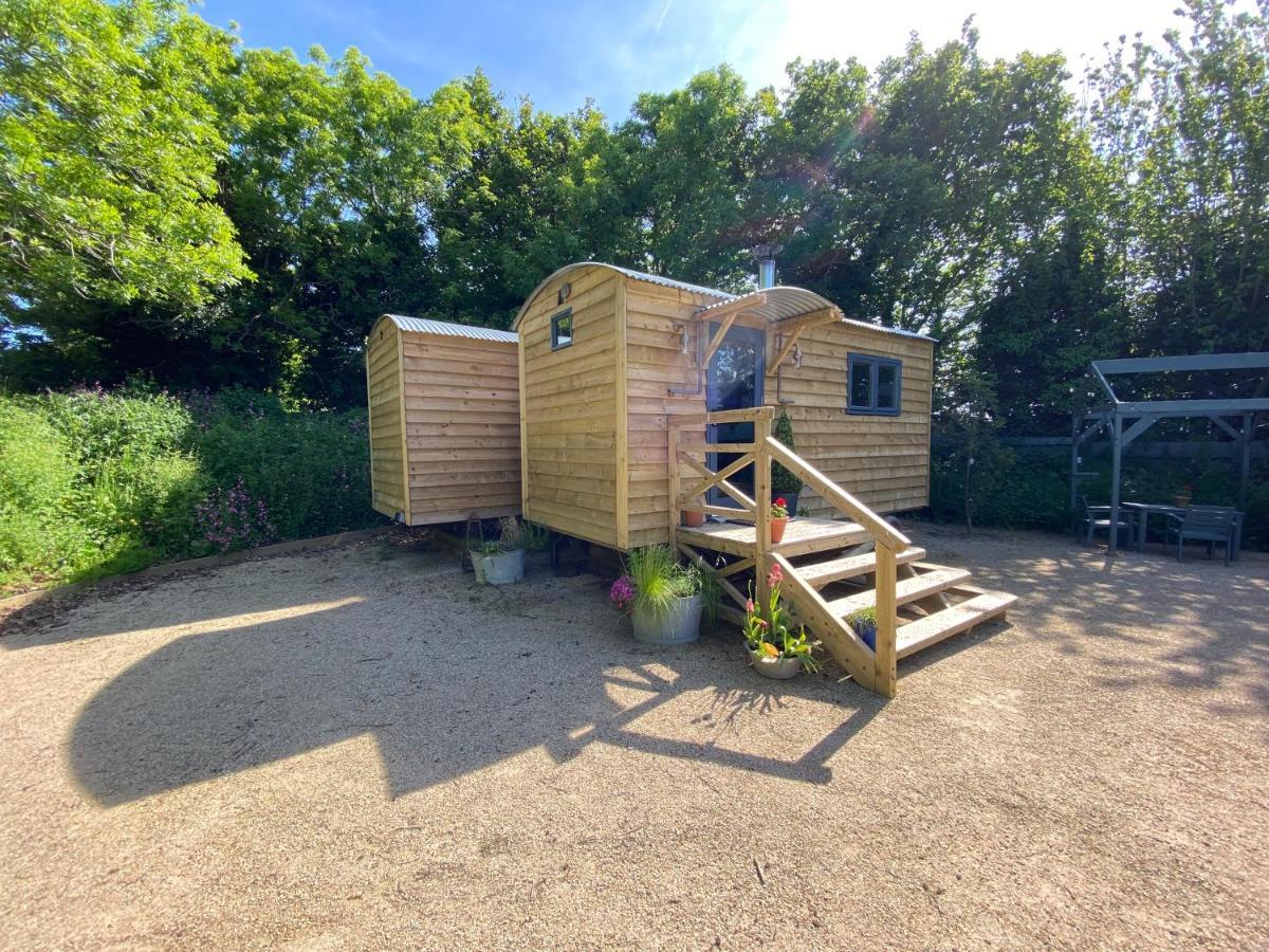 Cosy Double Shepherds Hut In Beautiful Wicklow With Underfloor Heating Throughout Rathnew Exterior foto